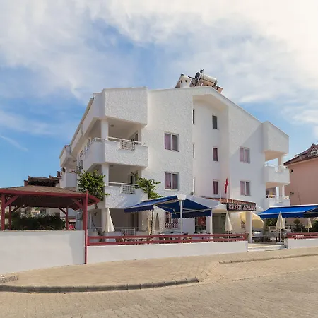 Lejlighedshotel Sezin 3*