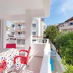 Aparthotel Sezin 3*